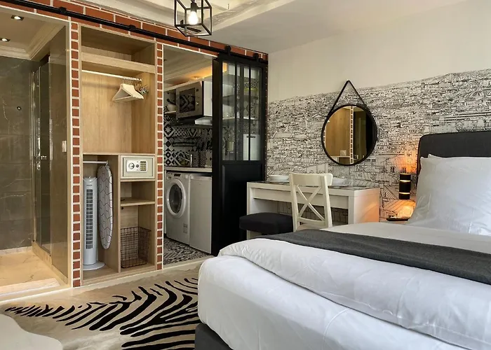 Beaubourg Marais Apartment